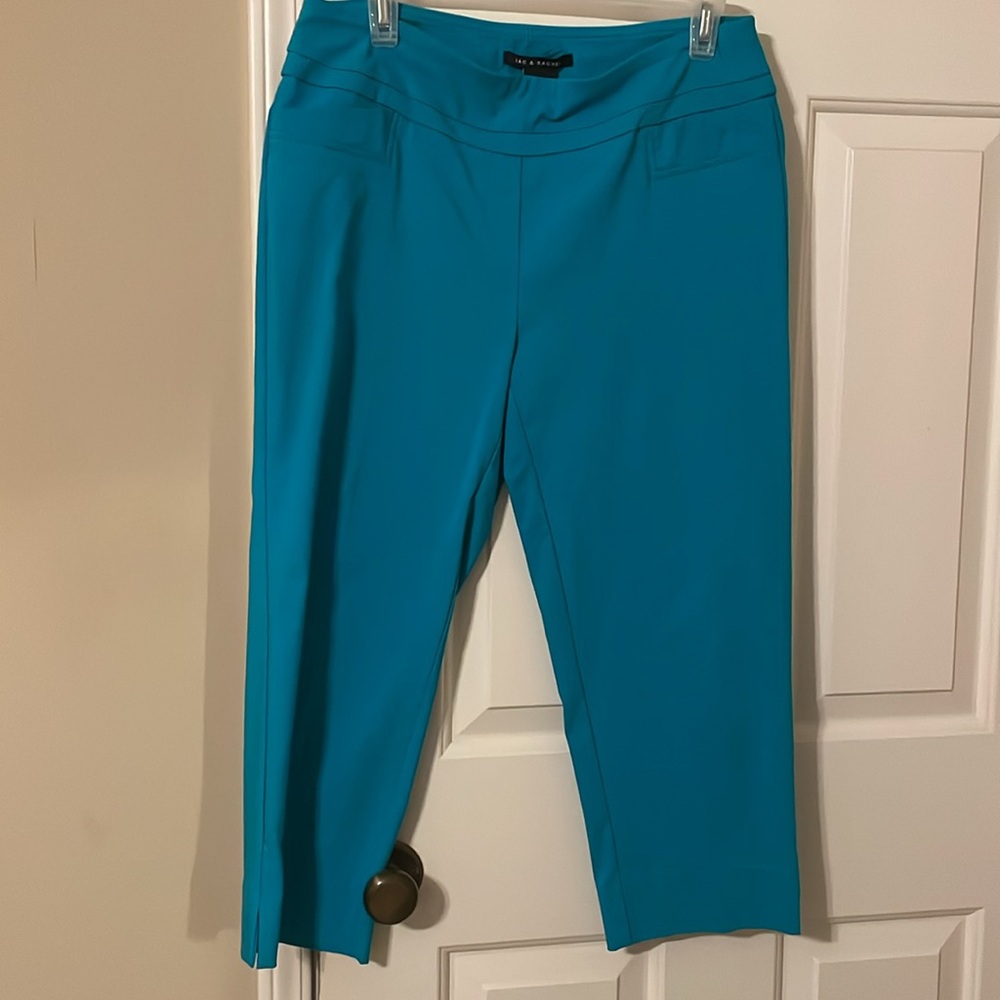 Turquoise capris - Picture 4 of 4